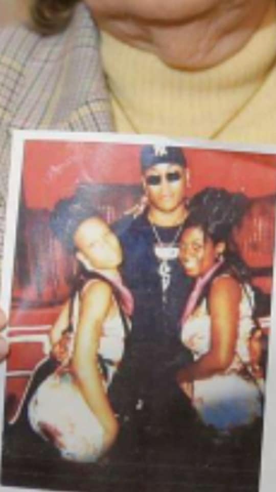 Is there a particular reason why Gloria Allred was holding up a photo of a couple of the R Kelly accusers, in a photo with LL Cool J?