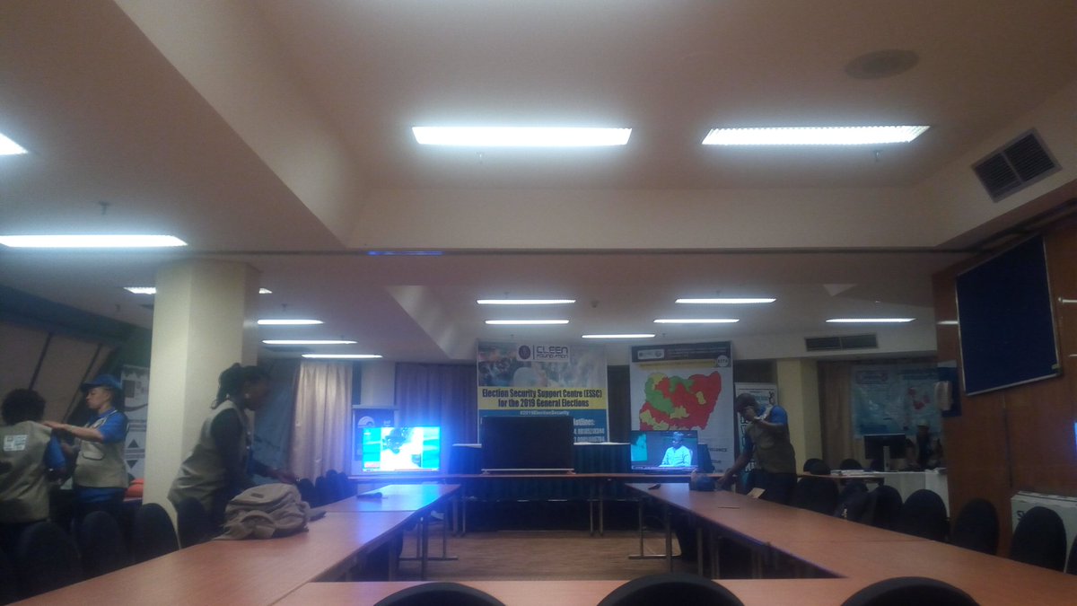 YesAfric's tweet image. We are live at the situation room of @cleenfoundation #2019electionsecurity #NigeriaDecides2019 @SituationRoomNg