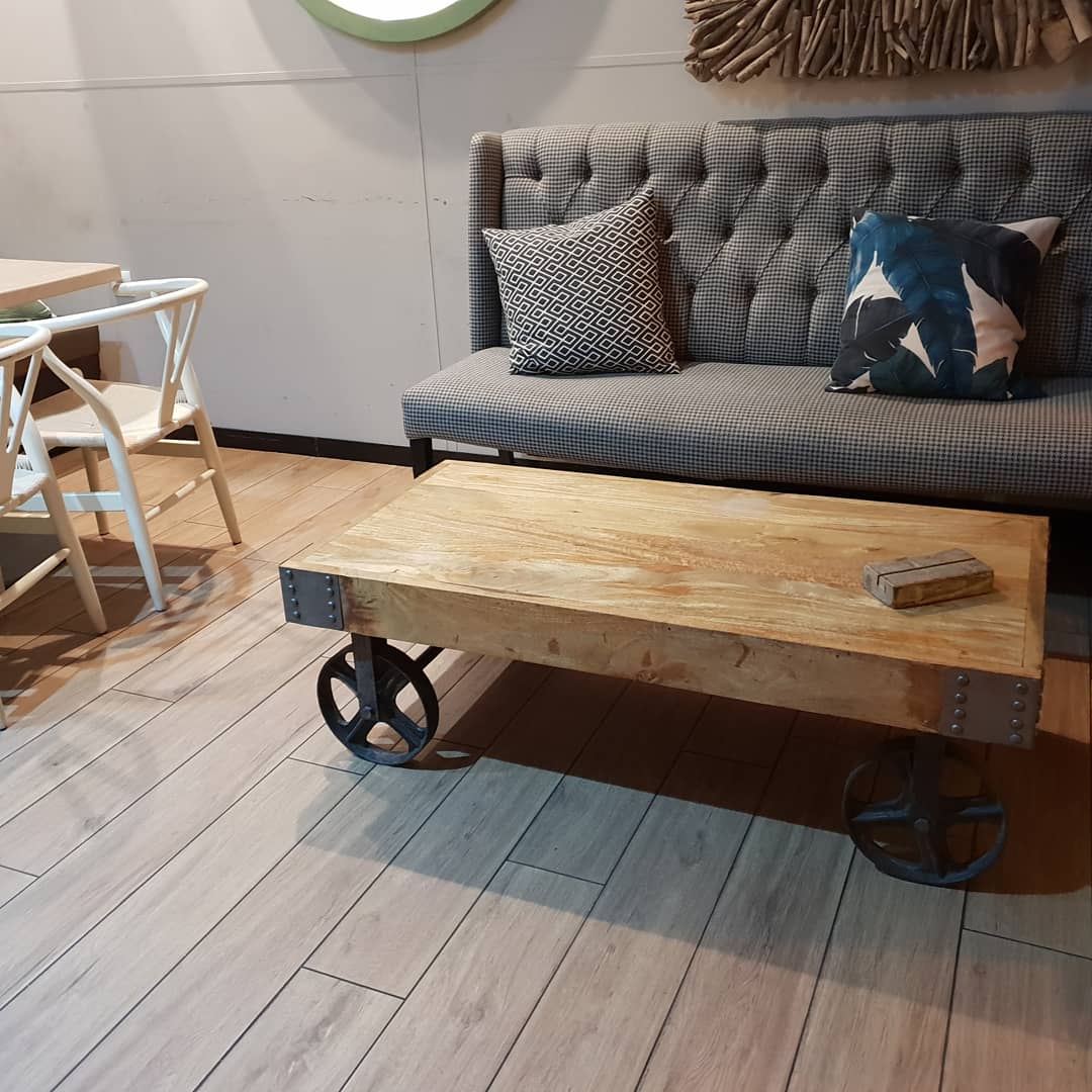 EspejosdePared's tweet photo. Únete a nosotros y descubrirás un mundo nuevo para decorar tu casa o negocio.
Entra ya en: https://t.co/Erh2l9IkHd
#decoracionhotel #decoracionrestaurante #espejosdepared #tiendamueblesonline #tiendaespejosonline https://t.co/ExRZveuChQ