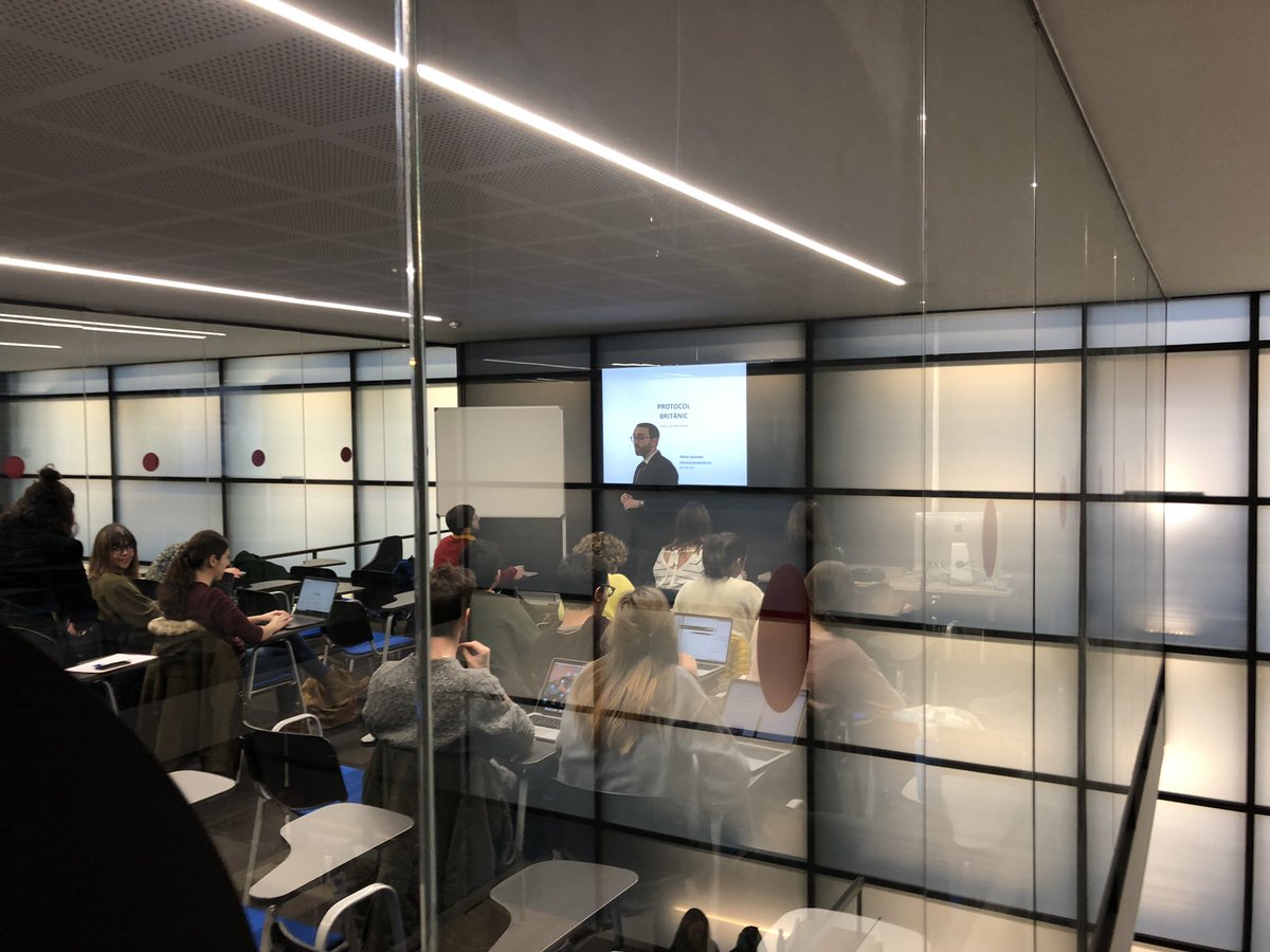 MasterEventsM's tweet image. Moltes gràcies Miquel i @oliviergonzalez per descobrir-nos els secrets del #ProtocolBritànic i el #MónÀrab 
Tot el que hem après ens ajudarà a millorar els vincles i accions amb aquestes comunitats #ProtocolInternacional @BlanquernaFCRI @Blanquerna