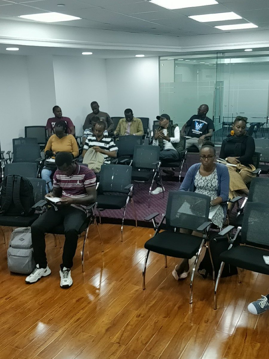 BRIGHTZEED's tweet image. #hackervillage happening at @amitynairobi cc @AfricaHackon @CyberSpeakLC @kcsfa #hack2learn #nairobi