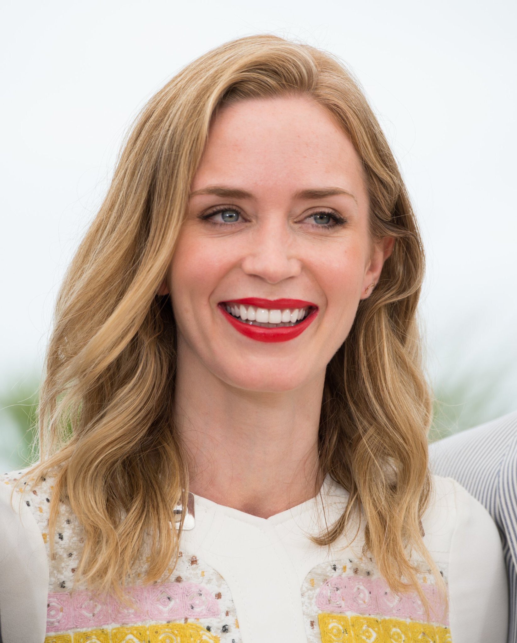 Happy birthday to the sunshine a.k.a Emily Blunt          
