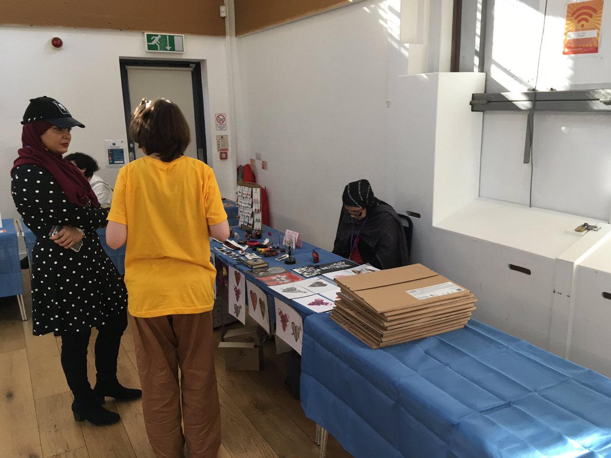PlugNPlayUK's tweet photo. Exhibitors are in. Come down to Greenside Community Centre to meet and see their artwork https://t.co/ThpdxiCzJj
