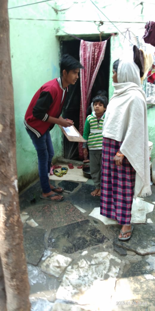 CAHM_hunger_mal's tweet photo. Situation of Children below 5 Years in South-West Delhi (POSHAN) 
21.1 percent are Underweight 
12.6 percent are Acute Malnourished 
32.7 percent are Chronic Malnourished 
The Young Campaigners are Leading Awareness Drive against Malnutrition!! #freedomfrommalnutrition https://t.co/xOYxkehiRh