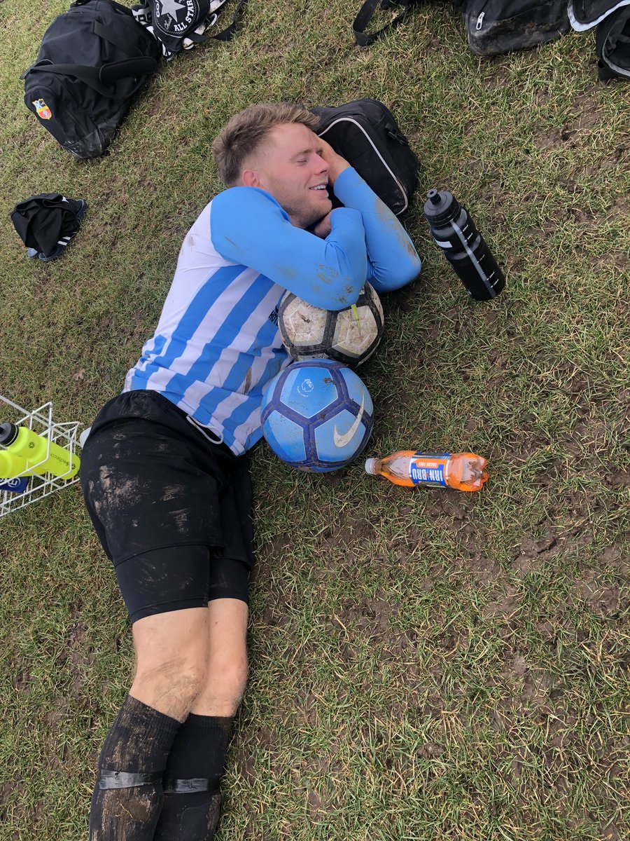 FC Boukir 7-2 Monifieth Hurricanes. Allan Jarret hatrick, Chris Reid double, Eddie Grant lob and Brian Scrimgeour raker was more than enough to blow past Hurricanes. Spare a thought for hungover Malcolm Kydd. #MTFB💙