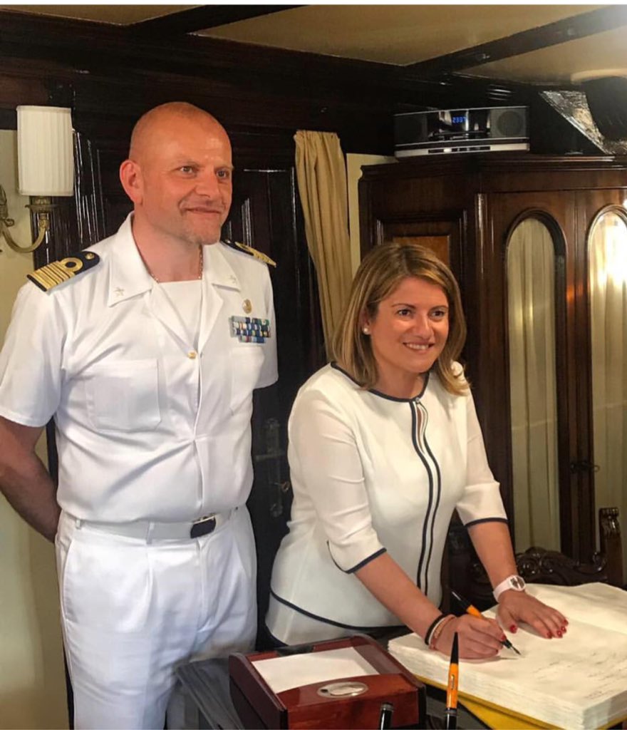 tripodimaria's tweet photo. Buon compleanno alla nave più bella del mondo! Profonda Gratitudine al #ComandanteRecchia e a tutte le donne e gli uomini che la rendono ancora oggi dopo #88anni il fiore all'occhiello della nostra @ItalianNavy #AmerigoVespucci https://t.co/CjVWbKbN0j