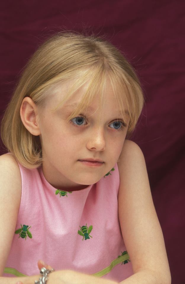 HAPPY BIRTHDAY DAKOTA FANNING - 23. February 1994.  Conyers, Georgia, USA 