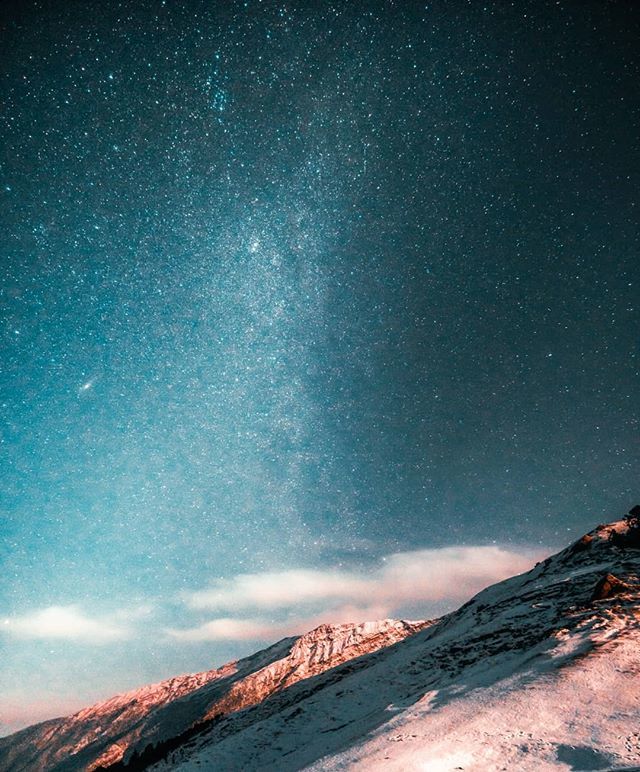 itsmedebanjan's tweet photo. That unforgettable night in the mountain... With a #milkywaygalaxy .
.
.
.
.
.
.
#milkywaychasers
#milkywayphotography #milkyway_nightscapes #startrailchasers #stargazing #unknownperspective #outside_project #roamtheplanet #stayandwander #stayandwanderer… https://t.co/5uAewAG8rc https://t.co/wIhRKD8tfu