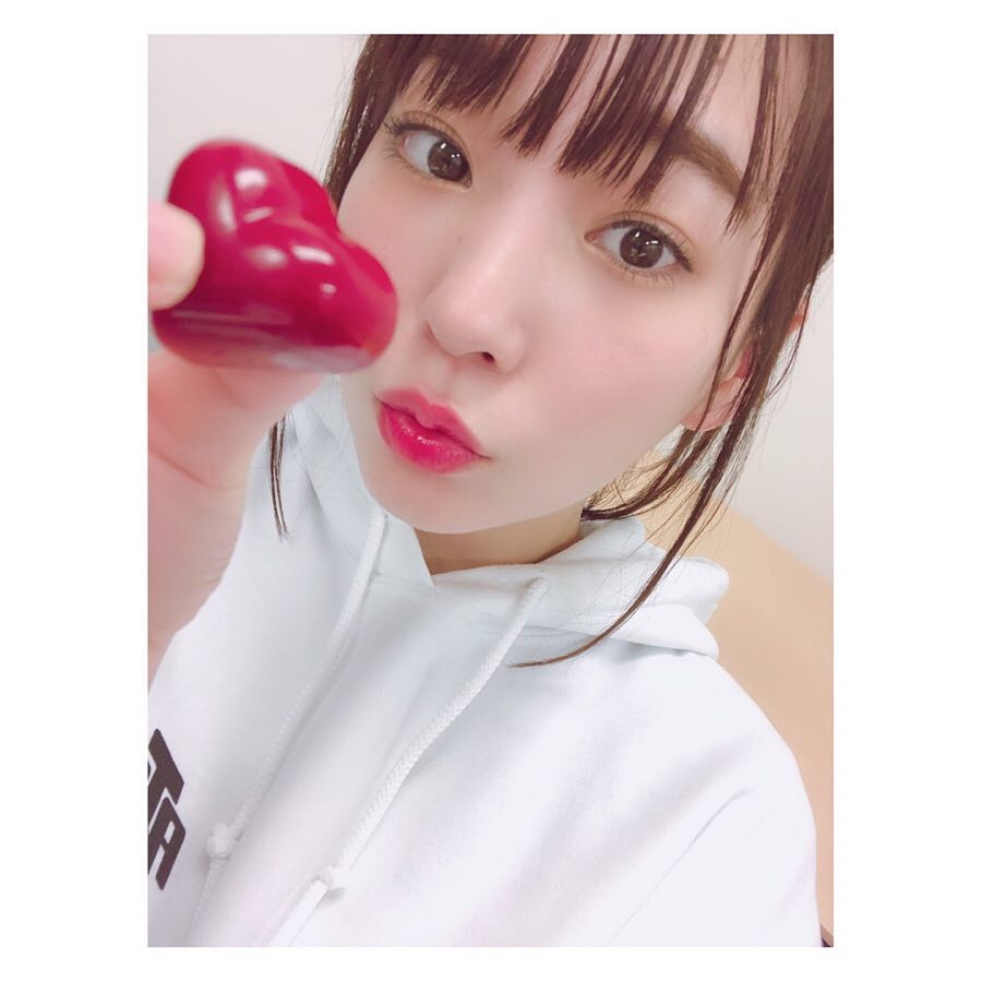Kanako_Info_KR's tweet photo. [190223 킹쨩 인스타그램]
https://t.co/UxYk0ihjyq

#着回しきんちゃん(돌려입기 킹쨩)
2019.02.21
전격 PS Live

톱스 #billionaireboysclub #cocacola #atmoslab 
팬츠 #beautyandyouth 
슈즈 #puma #atmos #atmospink

전격 PS Live 5주년!!
PS4도 5주년이에요👍🏻🌟
앞으로도 잘 부탁드립니다! https://t.co/UBYoqApAXX