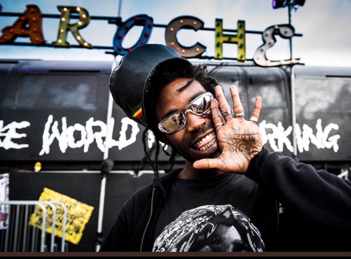 EaracheRecords's tweet photo. Flashback to @Ho99o9 chilling outside #EaracheExpress stage in @ShangrilaGlasto 2017 before all the chaos kicked off later. Great times. https://t.co/jOLUXZvTWG