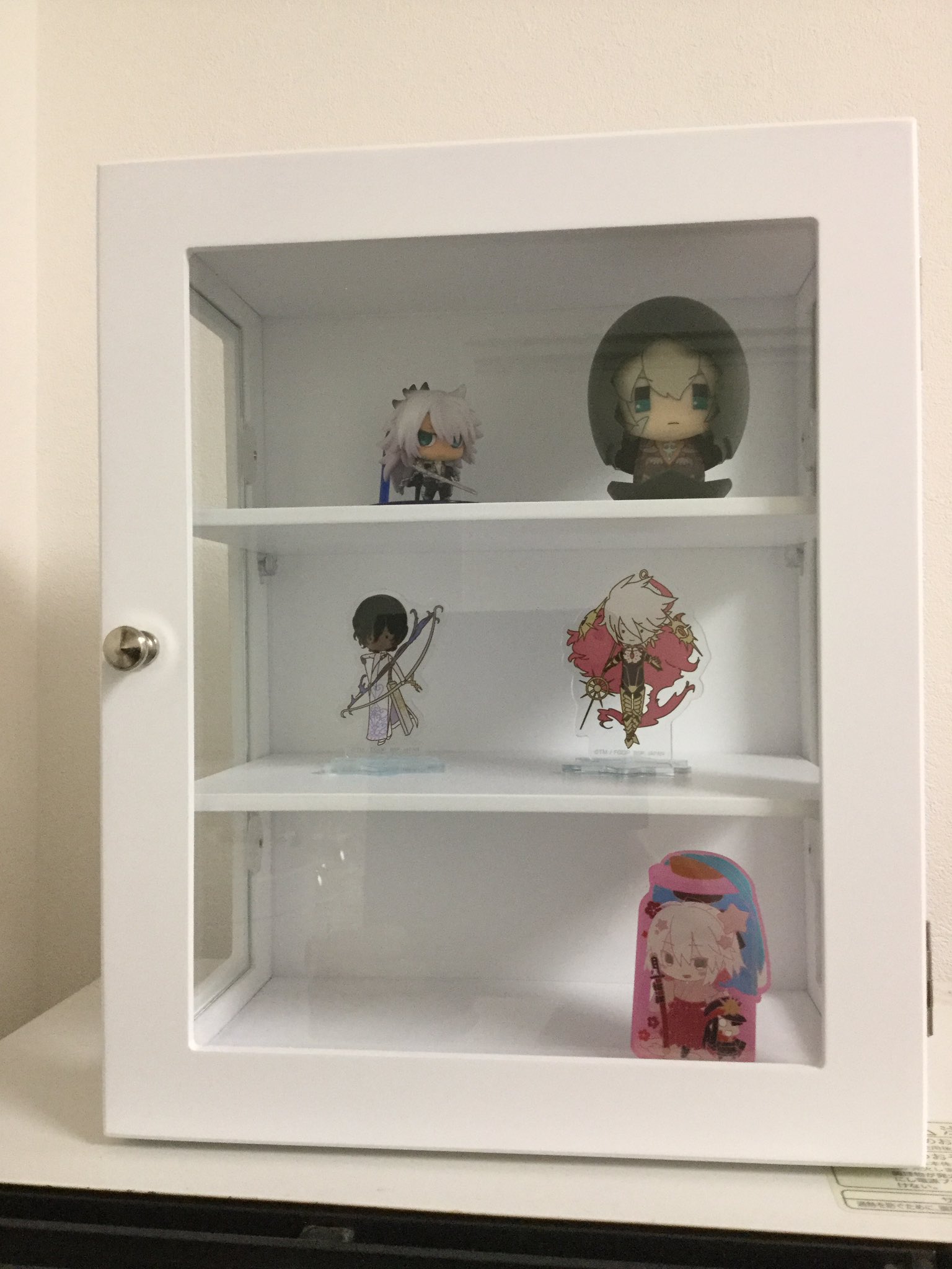 薄荷 ニトリで買ったsofiaっていうシリーズのアクセサリーケースがアクスタや小さめの立体飾るのにちょうどいい いい買い物をした気がする T Co Cxbpkwanwm Twitter