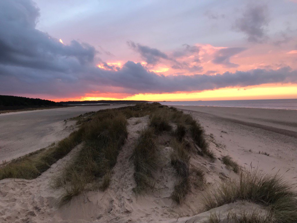 morag pepper (@mogs333) on Twitter photo Lovely dusk walk from Holkham to wells <a href="/NNorfolkLiving/">North Norfolk Living</a> <a href="/NNorfolkLiving/">North Norfolk Living</a> <a href="/Holkham/">Ross Holkham</a> Lovely dusk walk from Holkham to wells <a href="/NNorfolkLiving/">North Norfolk Living</a> <a href="/NNorfolkLiving/">North Norfolk Living</a> <a href="/Holkham/">Ross Holkham</a>