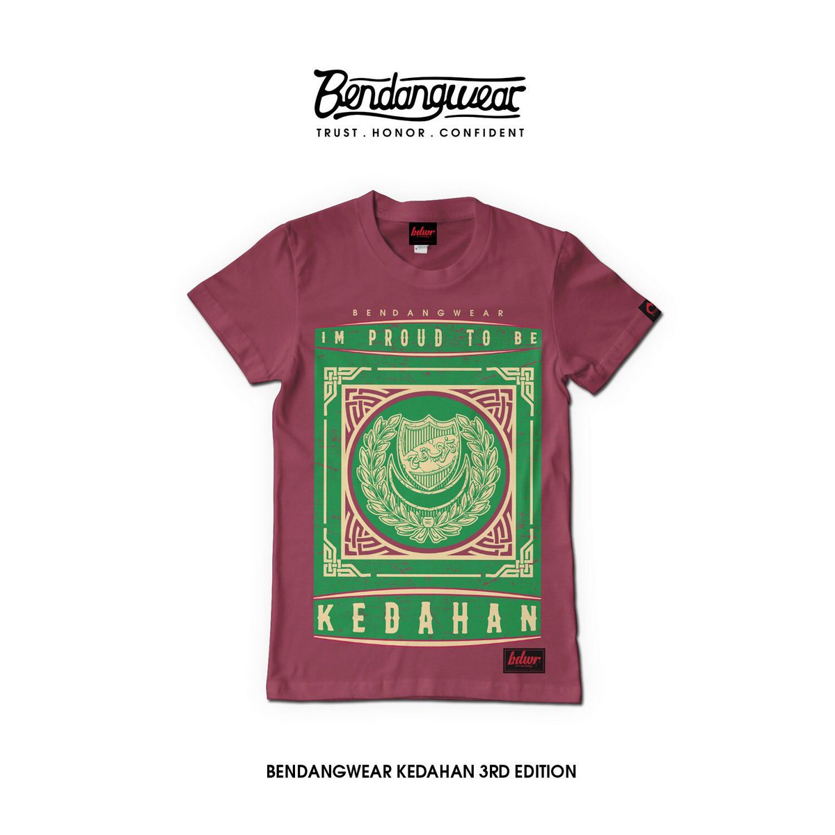 BendangWear's tweet photo. Pre order from 23.02-7.03.2019 | BENDANGWEAR KEDAHAN 3rd EDITION | RM50 LONG SLEEVE +RM5 | SIZE: S - 5XL | FREE STICKER | WHATSAPP 012 582 5259 | https://t.co/31ANnnpmTq