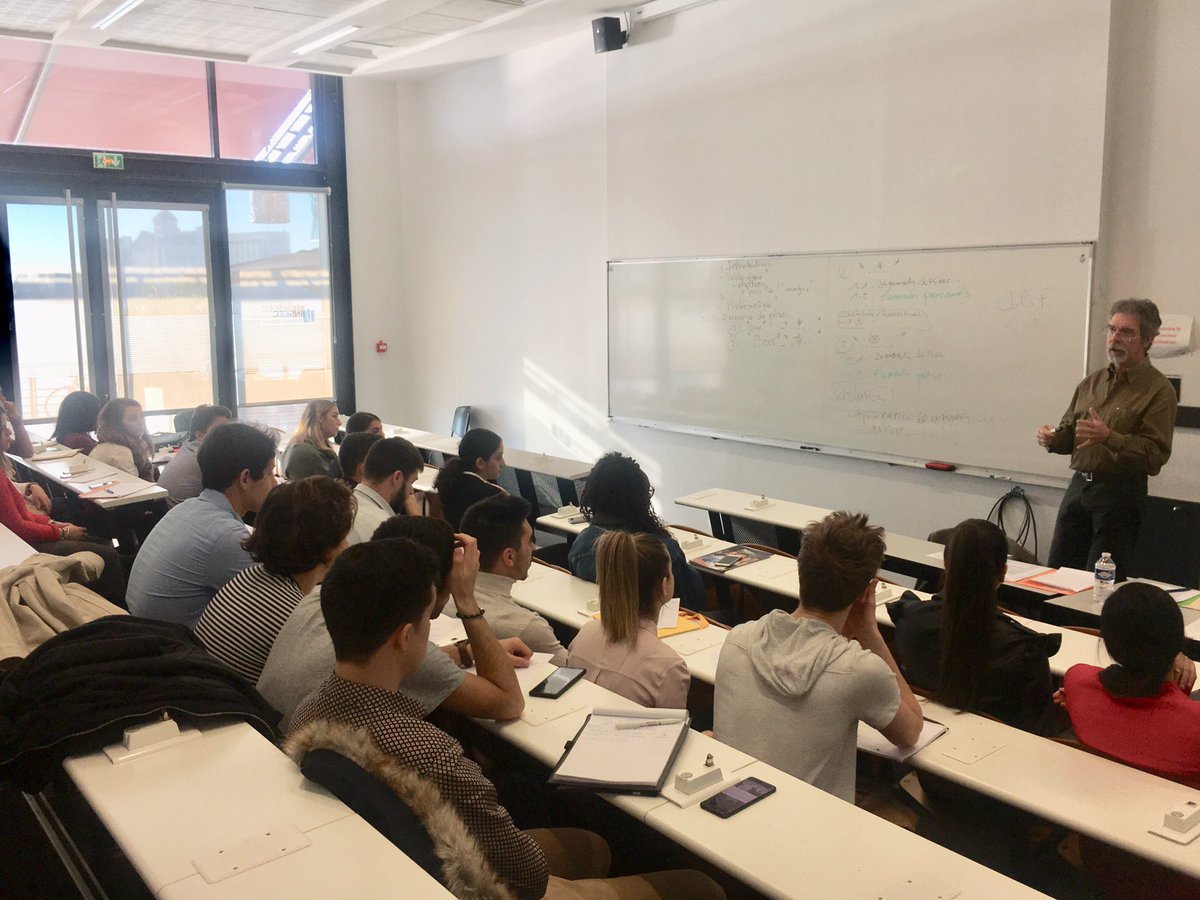 Séance d’entraînement au concours Évolution ce matin à l’@inseec_bs campus de #bordeaux. Les candidats appréhendent l’épreuve de la synthèse...
#journéeportesouvertes
#préparation