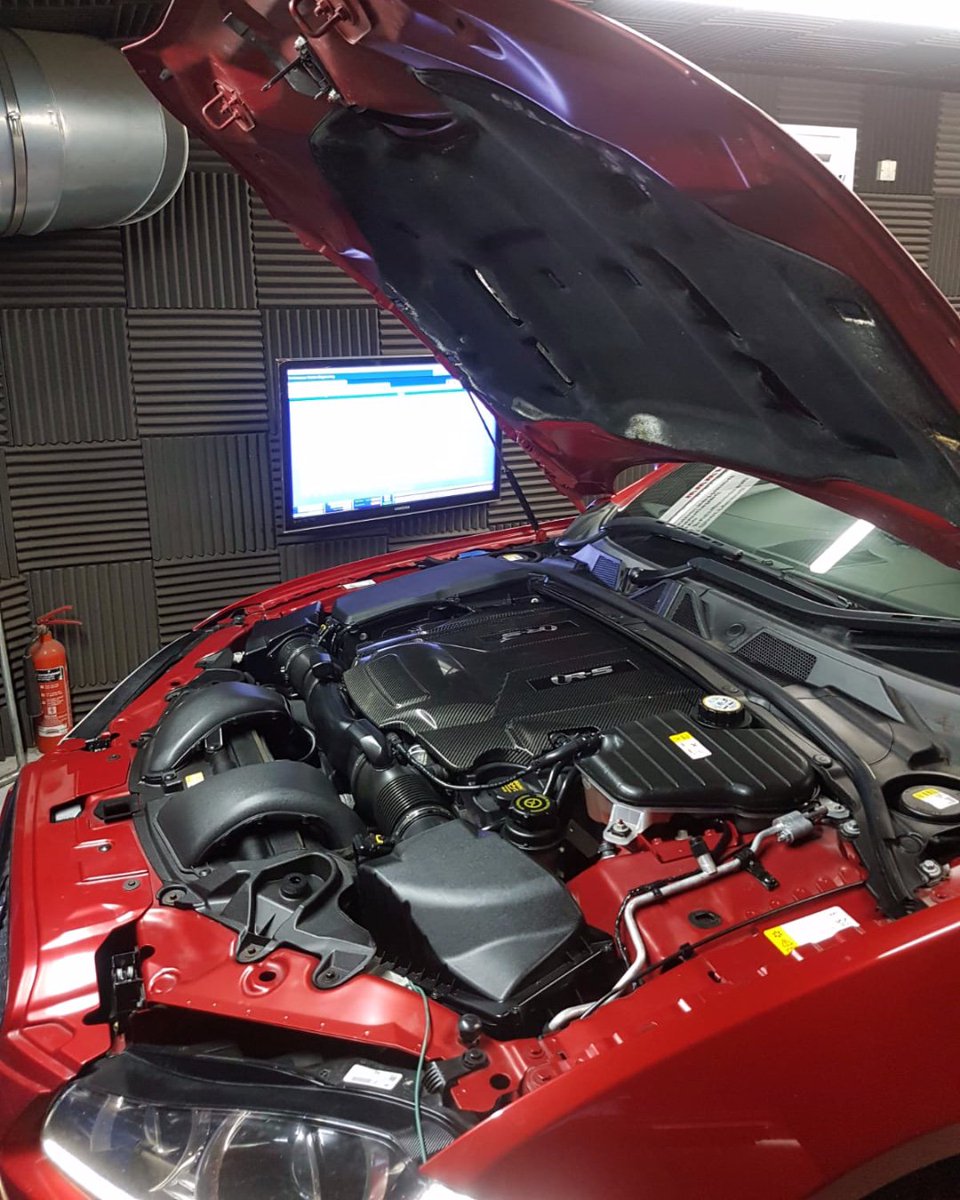 SwallowsRacing's tweet photo. Mapping a monster..
.
.
.
#jaguar #jaguarperformance #jaguarxfrs #jaguarxfr #xfr #xfrs #carbon #jaguarnation #jec #remapping #dyno #v8 #supercharged #dynodynamics #superchargedv8 #trackcar #racecar #mapping #tuning #jaguarsport #jaguarracing #weareSR https://t.co/M0zjr2Mv50