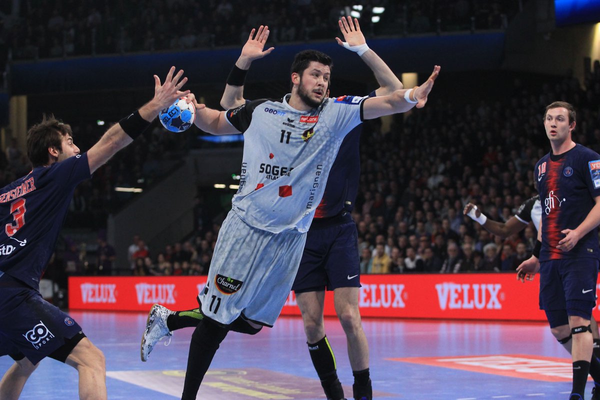 ehfcl's tweet photo. Saturday is always MATCH DAY! 🏟️
Check at https://t.co/IxekV9snwB what is happening today,
#MOTW 17:30 CET @HBCNantes vs @pickhandball
18:00 CET @SPRWisla vs #Bjerringbro
19:00 CET @IFKKristianstad vs @HCVardar
19:00 CET @Sporting_CP vs #Dinamo
Remember to split your screen! https://t.co/pzQX2C2iZW