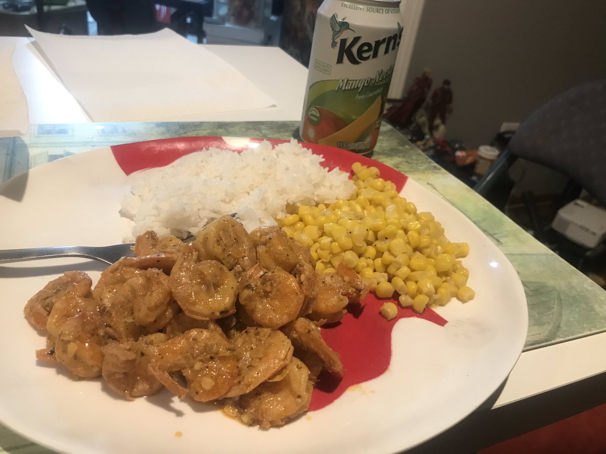 bigramos009's tweet photo. @d_fishman thanks for the giant prawns playa 😂🤣 🍤 🦐 #shrimps #chefboyardlsd #homecookedmeals #hellabomb #ConceptArtist #DigitalArtist #ArtSketch #TraditionalArtist #3DArtist #GameDesign #GameArt #GameArtist #VideoGameArt #LosAngelesArtist #LosAngelesArt #ArtStudio https://t.co/21Cx5by0Vr
