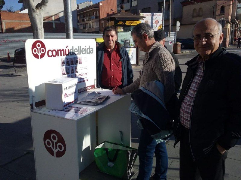 comudelleida's tweet photo. 🙋🏻 En marxa fins diumenge a les 20h les votacions a #PrimariesComu!!
Participa!! Tu esculls els teus candidats i candidates! Com? 👇
🔴 Tens 10 taules per votar
🔴 Si ho prefereixes ho pots fer online (fins demà a les 16h us podeu validar) entrant a 👉 https://t.co/7gqAdmwTbM https://t.co/j6i4jlYtOx