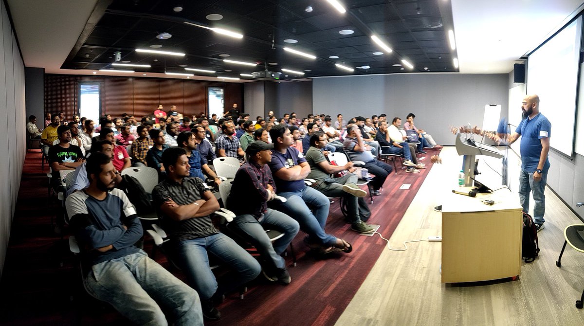 svswaminathan's tweet image. @VicParmar talking #AI at #bdotnet #devcon19