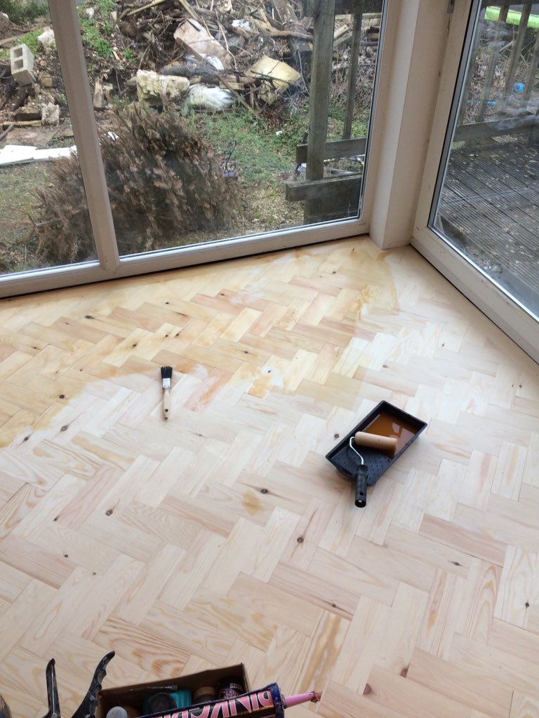 AllcockBall's tweet photo. I age wood , it’s an ageing solution predominantly used on pine , however can be used on more exotic timber as well , it puts an instant washed age look to pine in minutes , visit https://t.co/xBJqkDqMjR for how to videos https://t.co/Xo3hXxFmWf