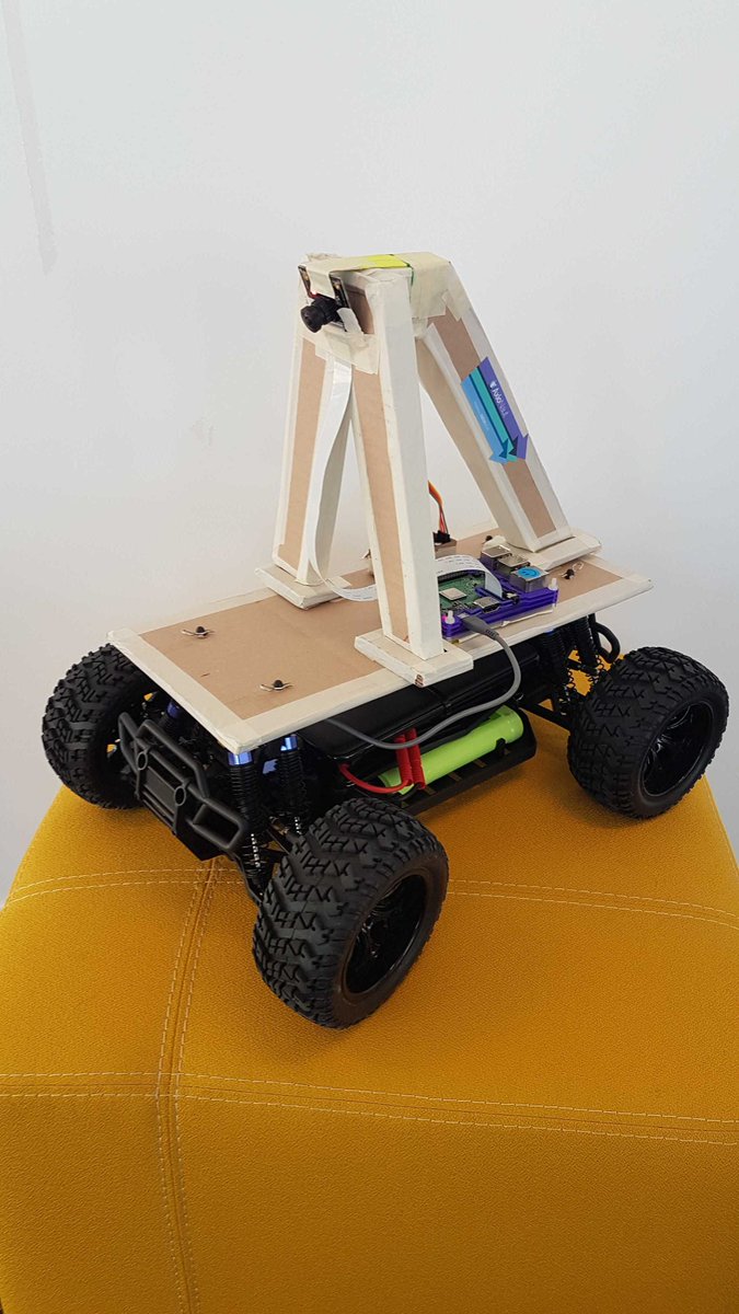 diyrobocars_fr's tweet photo. Seventh racer of the day: Axionaut #diyrobocars #diyrobocarsfrance #sprincup2019 #race2 https://t.co/iVsHf0gRnc