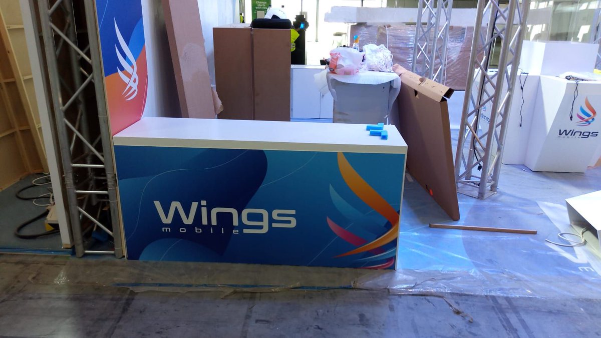 wingsmobileofic's tweet photo. 🕑🇬🇧👉Final countdown to the EVENT of the year has begun!
2 days to go!🌏
🎉Team Wings Mobile is all set to unlock the future of smartphones. Are you?🤔
Take a look at the backstage wrap ups happening at Barcelona now!✨
#MWC2019 #mobileworldcongress #Barcelona #mwclive https://t.co/Z0CAIe4OJe