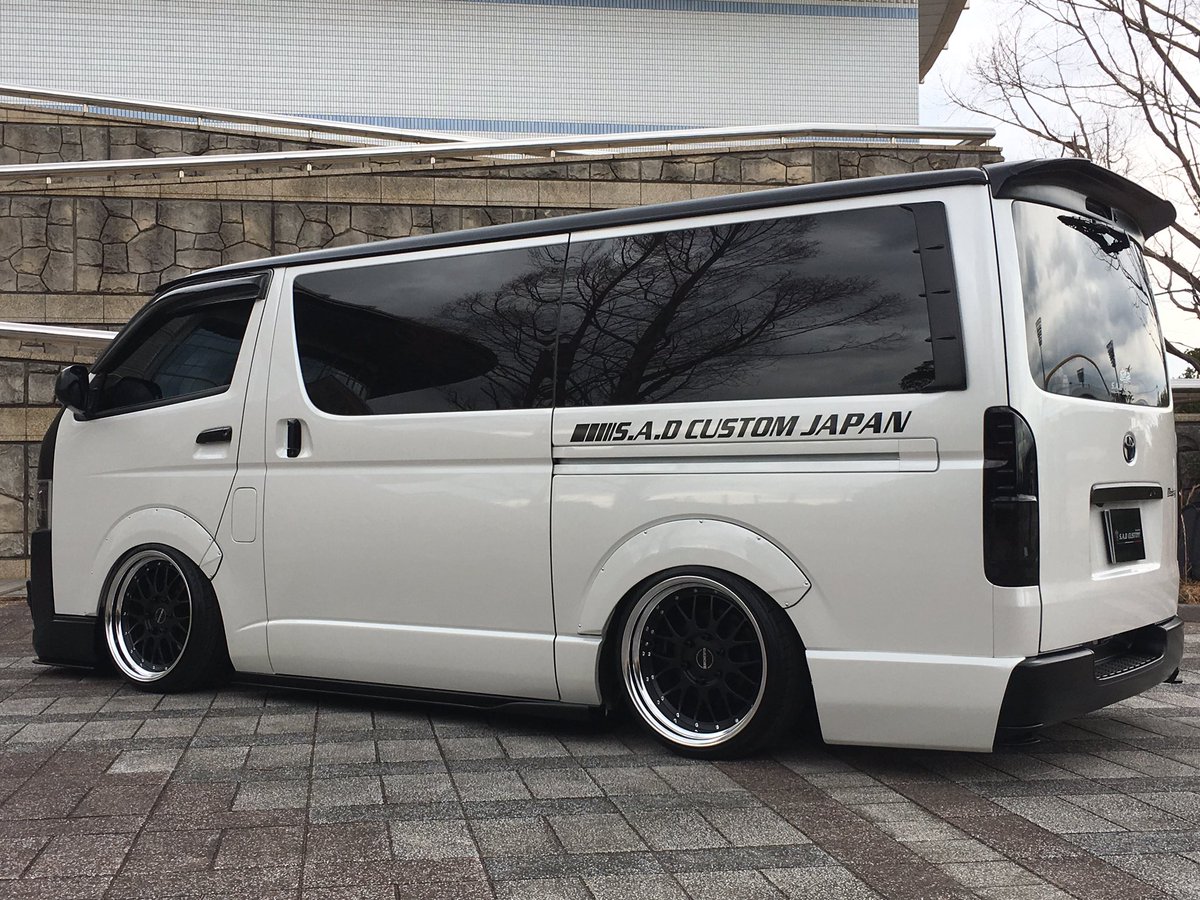 ハイエース200系 S.A.D custom japan オーバーフェンダー-