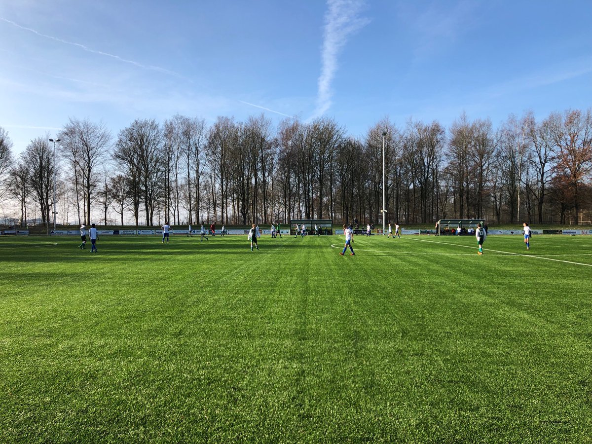 Super voetbal weertje svm jo 15-2 urk jo 14-2 # svu