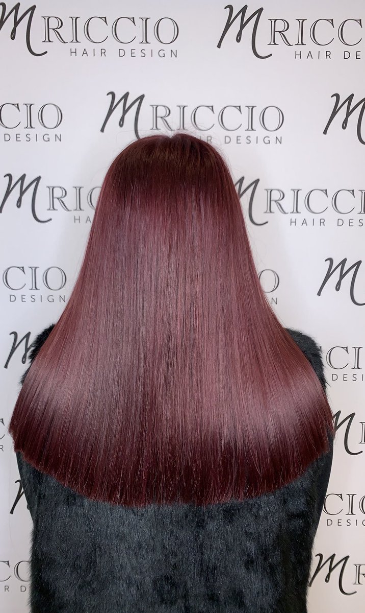 mricciohair's tweet photo. Goldwell colour created by young Colourist Gabriela. #iamgoldwell #redhair #purepigments #bumbleandbumbleuk #mricciohairdesign #goodsalonguide #fivestarsalon #saffronwalden #smoothhair https://t.co/QYrU7kwfsb