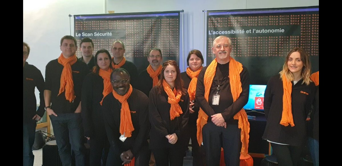 djneft's tweet photo. SH6DOIDF étape 4 sur Viry Chatillon avec les @amb_digit qui présente les innovations majeures du Show Hello 6 #djingo #cléPC5G #maisonconnectée #VRExperience #moncoachfinancier placé sous le signe de l'inclusion numérique #5G
#RelationClientdigitale https://t.co/yXzPbQnbH3