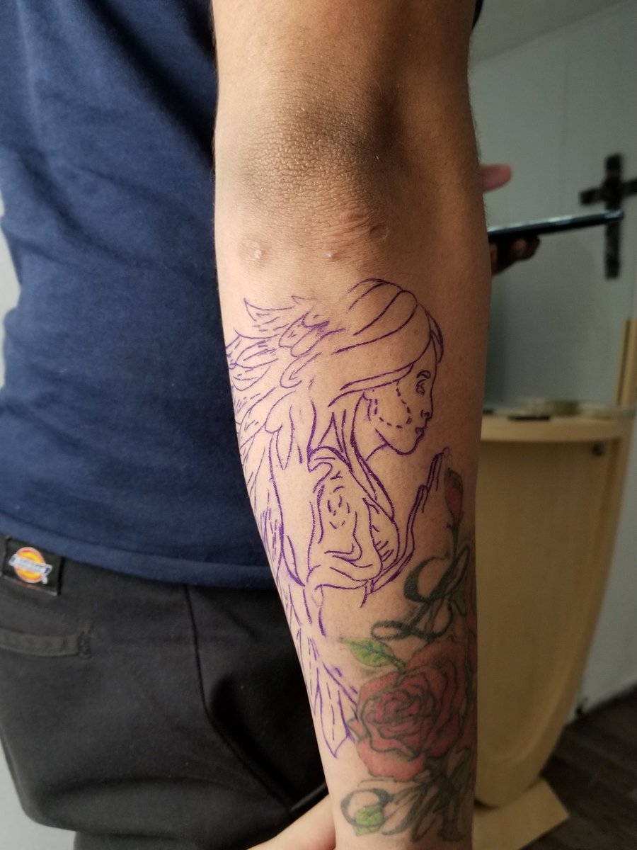 ApacheMartinez_'s tweet photo. Tat #6 #BrotherInk yall hit up my brother for tats ! @djramirez_20 https://t.co/2pSy5KBbKs