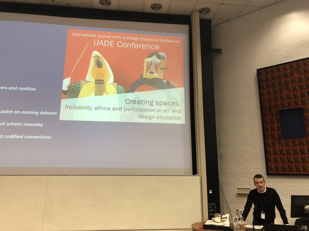 theartcriminal's tweet photo. Professor Ken Neill narrating a Scottish government vision for smarter Scotland which makes the rather thin vision for the English system seem rather sad. #ijadecreatingspaces https://t.co/joaKeDz3VY