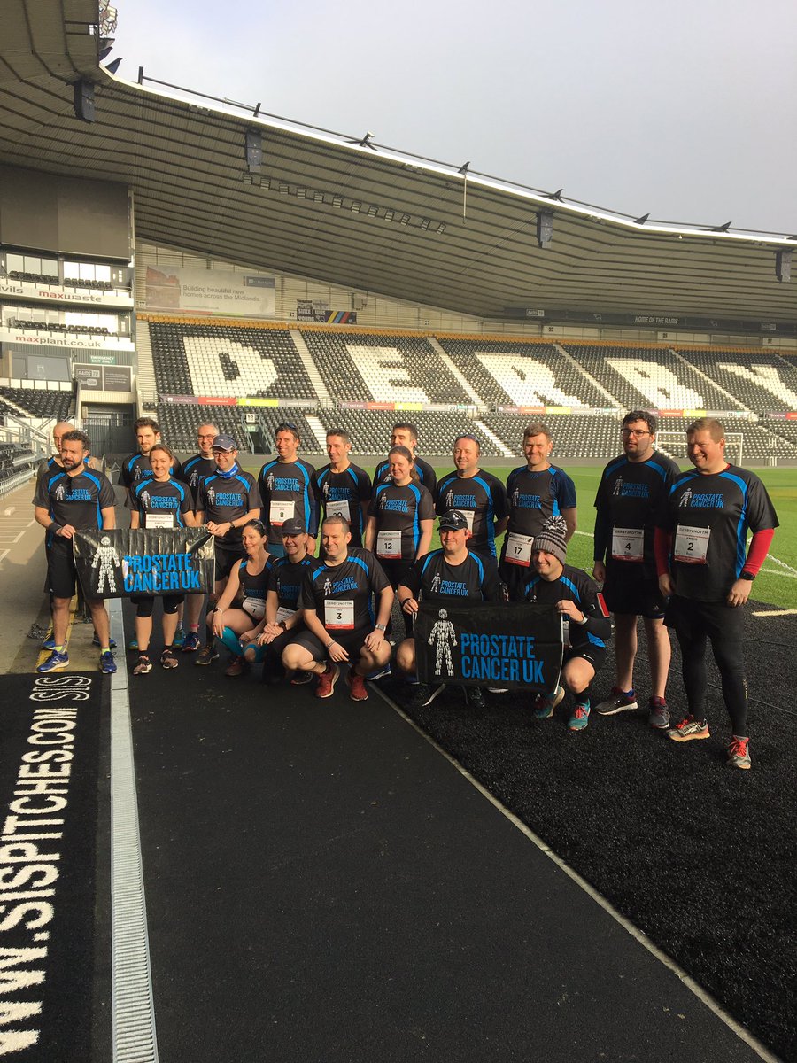 ProstateUK's tweet photo. 20 football fans are about to set off on a 20 mile run from Pride Park to The City Ground ahead of Monday night’s big clash. ⚽️🏃‍♂️👊

They’ve put rivalries aside to help beat prostate cancer &amp; have already raised over £4,000! 😯

Thank you and good luck! 🤞#dcfc #nffc #MenUnited https://t.co/TgISxBnB2U