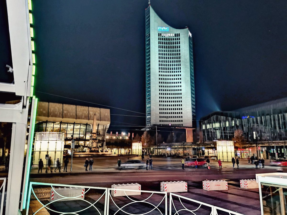 kaymaikfotograf's tweet photo. Sightseeing in Leipzig 👍 #leipzig #leipzigmesse #mdr #leipzigcity #leipzigtravel #leipzigartig #leipzigram #city #stadt #sightseeing #cityphotography #citytrip #cityscape #cityview #citylife #sightsee #photography https://t.co/f2zSWXxIPN