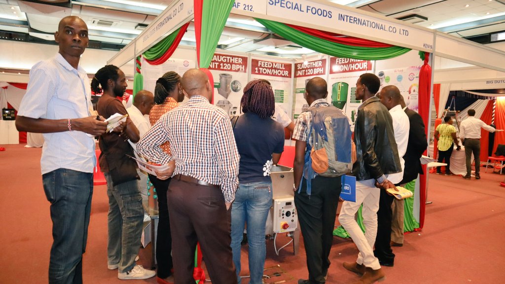 studio28kenya's tweet photo. A lot of business networking happening at the #AgroPoultryExpo at #saritcenter. Tomorrow is the last day. Free entry to all visitors. #WaiguruGetsHitched #kot #knuckle https://t.co/x5zmZENSgv