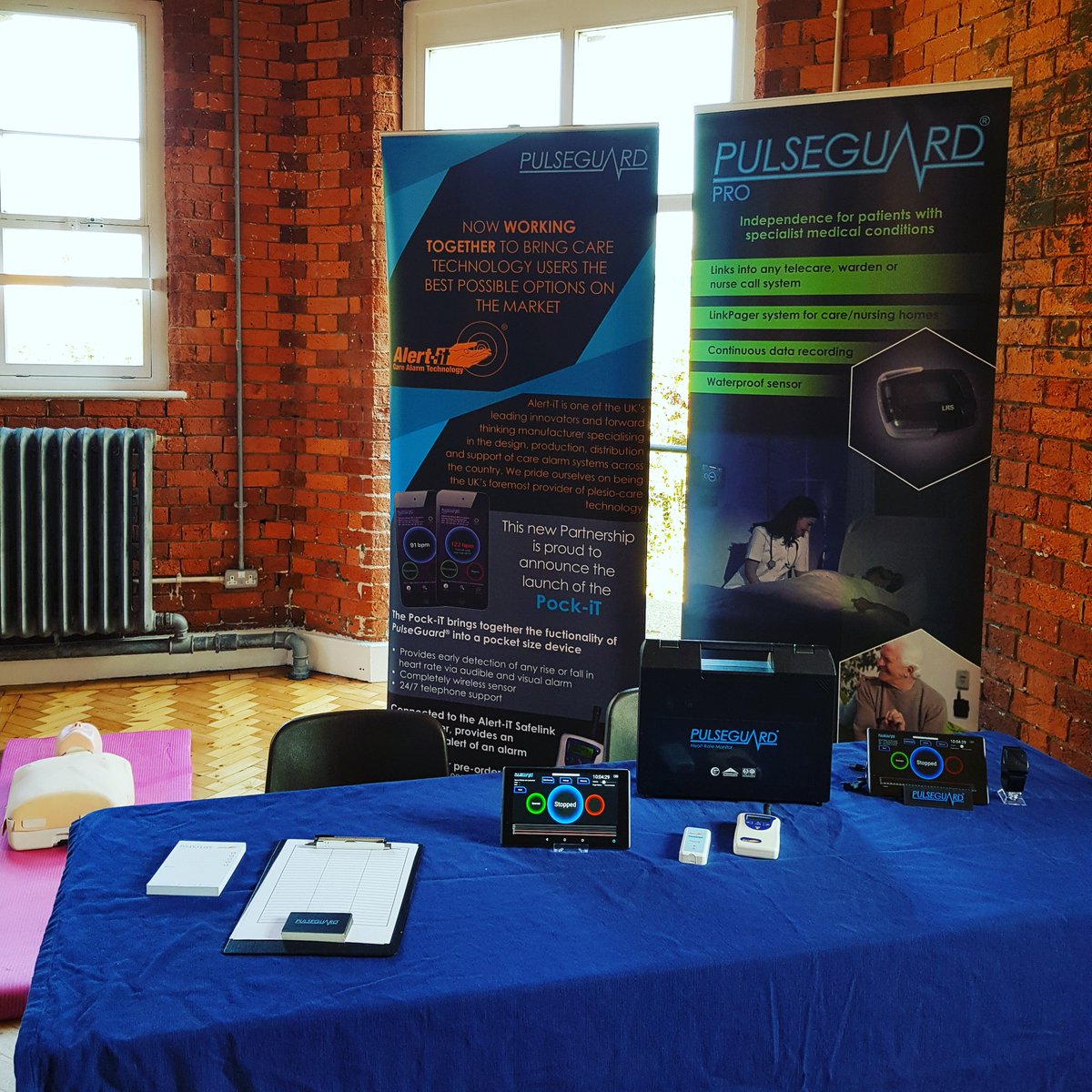 PulseGuard's tweet photo. All set up for giving seizure safety and CPR training today at the safety in Staplehurst Event. If your local ro kent pop along. #safeguarding #seizures #epilepsy #heartratemonitor #cpr #SafetyFirst  #SUDEP https://t.co/IXEJK1CXG9