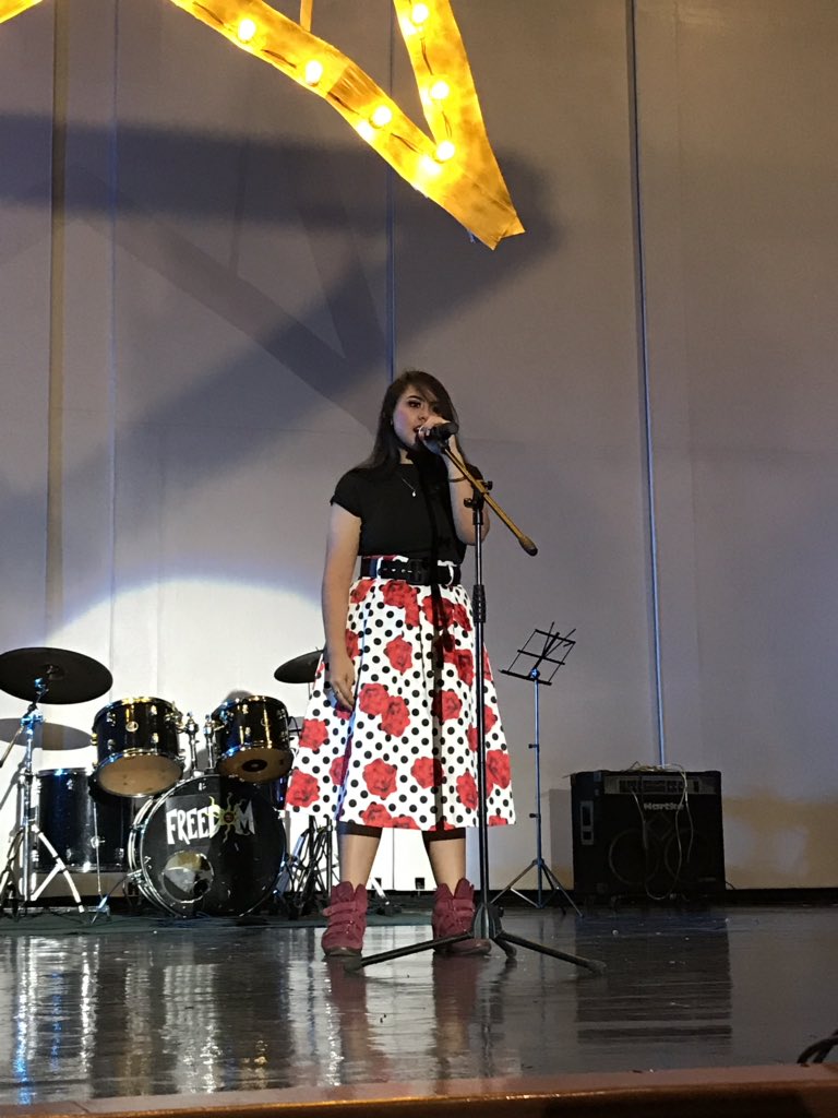 UST_ASC's tweet photo. A well-written piece for his mother and father delivered through spoken word poetry by Josen Marie Soria.

#AGTS2
#ONEfourAMV https://t.co/k7XcA8jwek