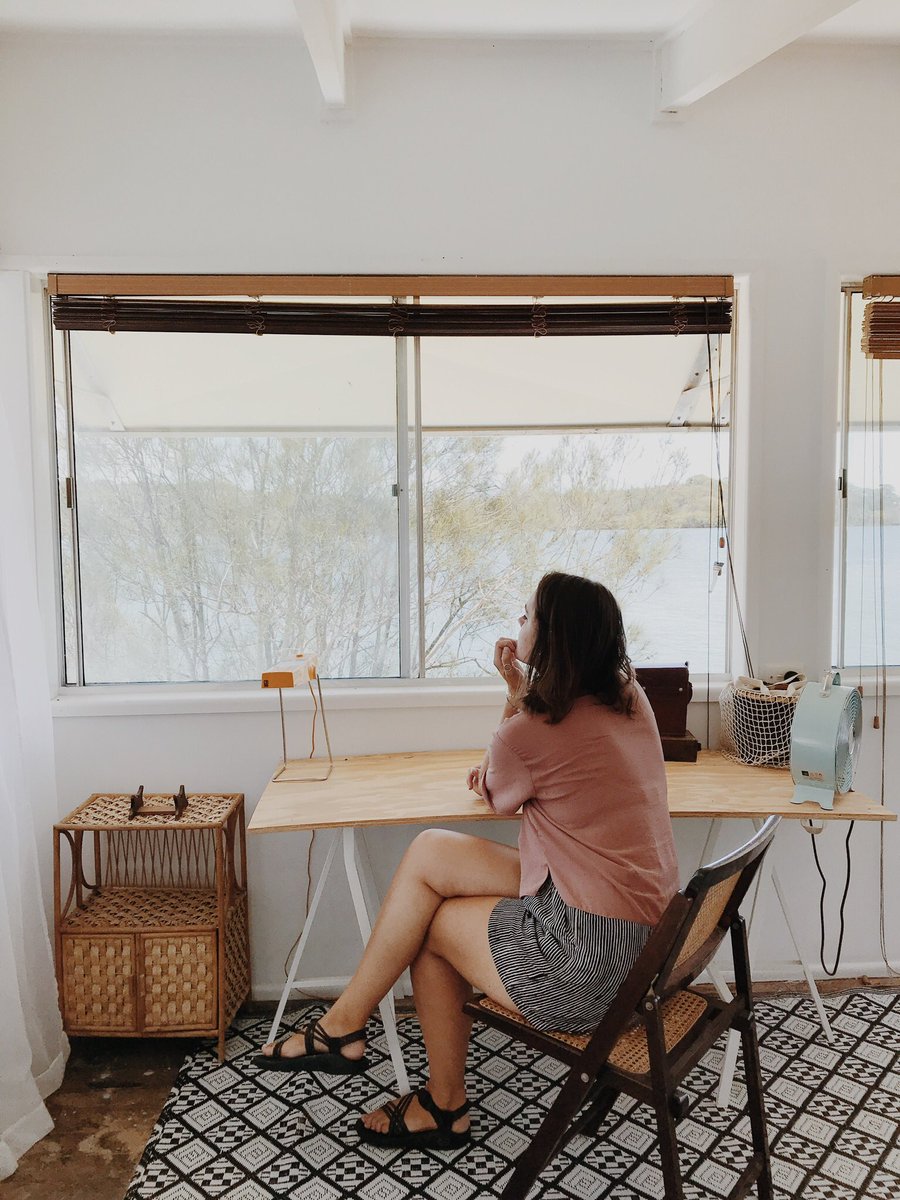 paper_amy's tweet photo. I’ve moved into my studio space in Sunshine Coast, Australia!! The residency is with @creativespaces !! Go check them out 👍 https://t.co/n2mtJ9RS3b