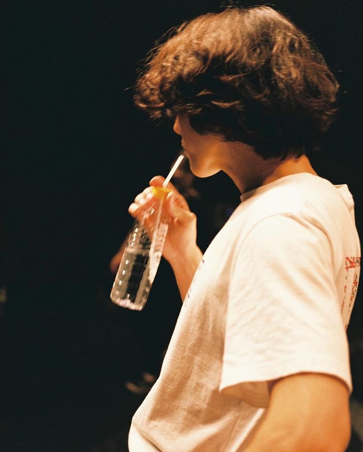 gangschiele_'s tweet photo. spotify พามาเจอวงสายร็อคเรทโทร Jannabi วงดีๆ จากประเทศเกาหลีใต้อีกแล้ว นอกจากเพลงจะเพราะ นักร้องนำยังดีด้วยอะแม่ ชอบเสียงมากเลย https://t.co/pj36jzH9Wo