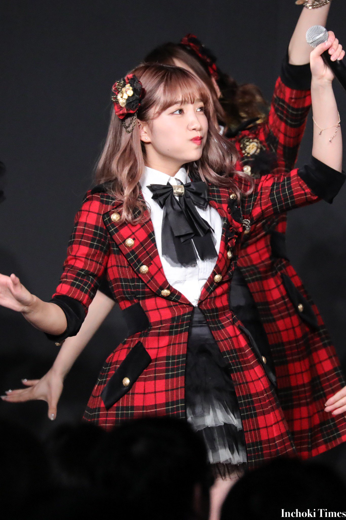AKB48 20th Year 生写真48(フォーティーエイト)チャレンジ開催の
