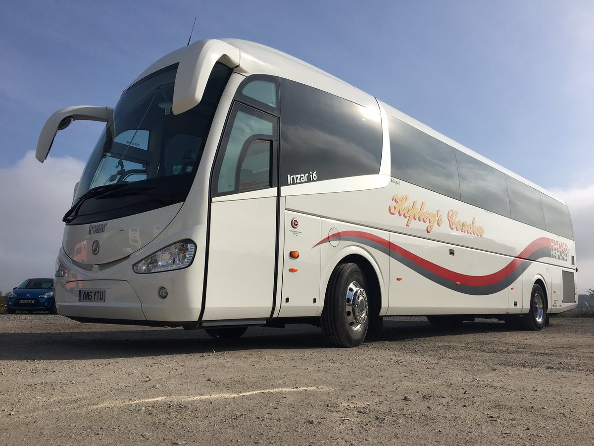 djpodge's tweet photo. First tour of the season with this beast #hopleyscoaches #irizar #Londontour https://t.co/6Oii27nJhg