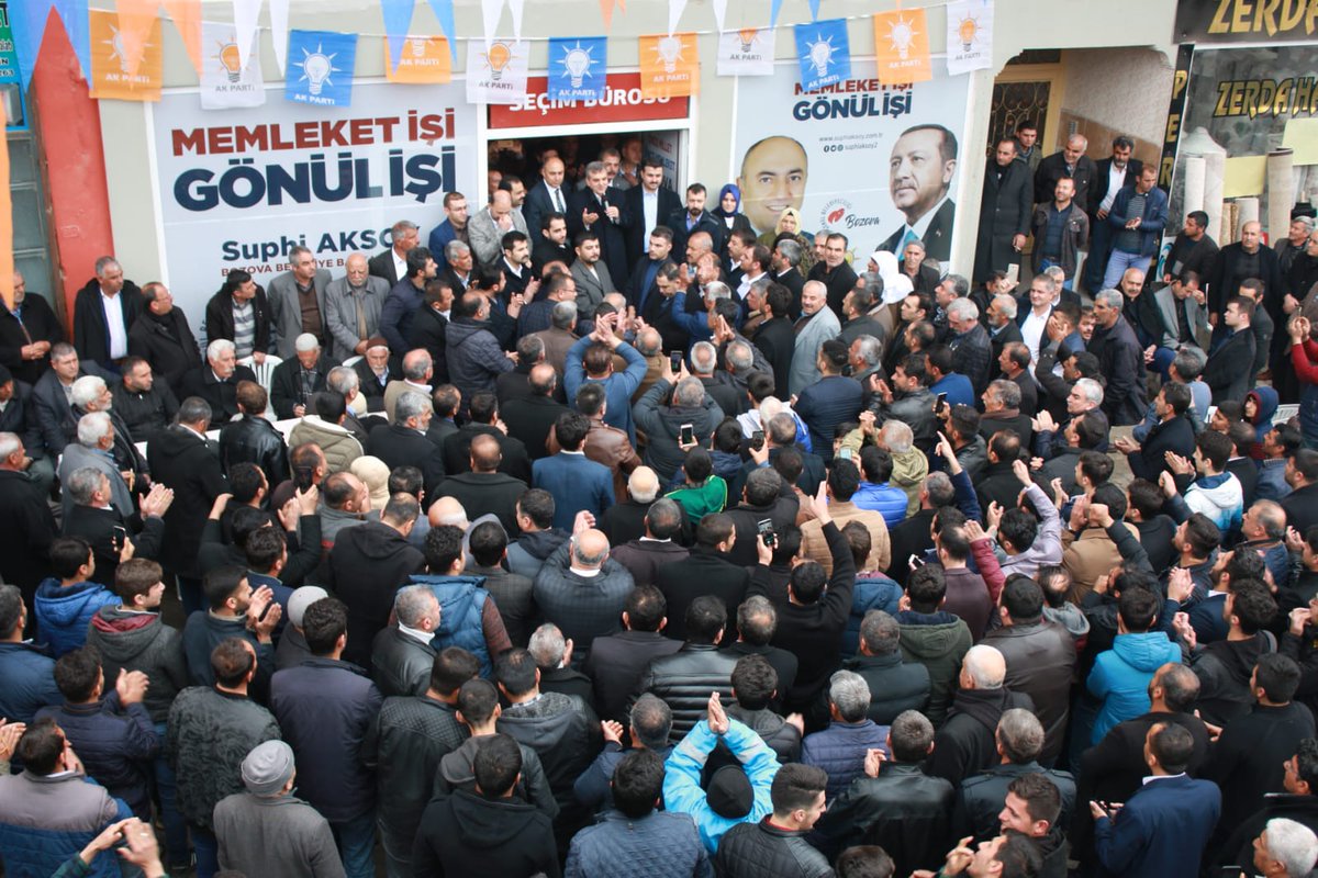 zabeyazgul's tweet photo. İşte Bozova, işte Meydan. 
Bozova ilçemizdeki bu coşku, bu heyecan 31 Mart akşamı kazanılacak zaferin habercisi. 

Teşekkürler Bozova.. https://t.co/VMGFZkSkx3
