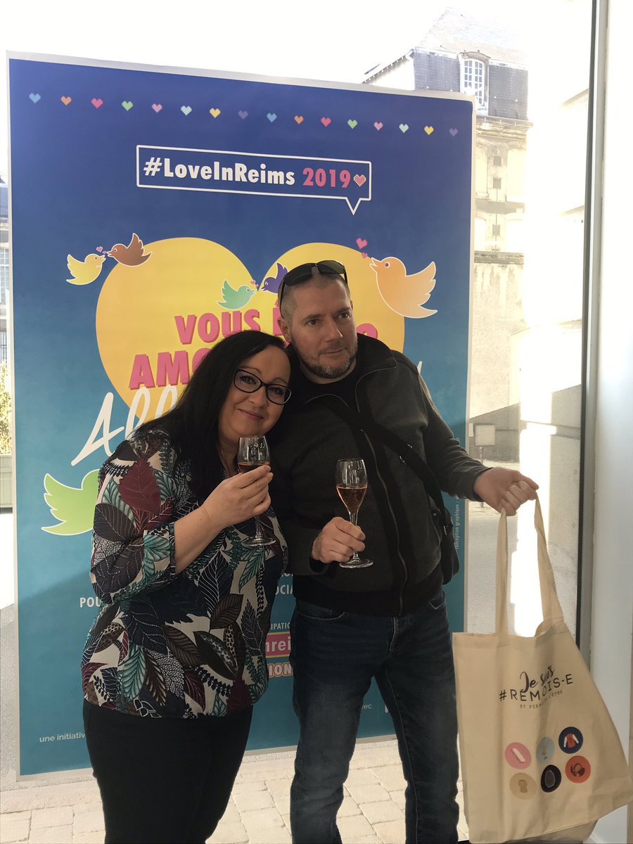 Remise des prix aux gagnants du concours Love in #Reims avec <a href="/ReimsDigital/">Reims & Digital</a>  💕