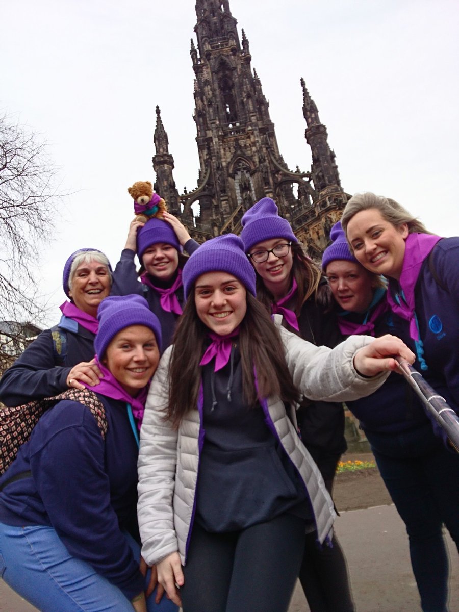 <a href="/GirlguidingScot/">Girlguiding Scotland</a> @BLRseniorsectio  <a href="/KateDevlin6950/">Catherine Devlin</a> at the Scott Monument #wandertheworld