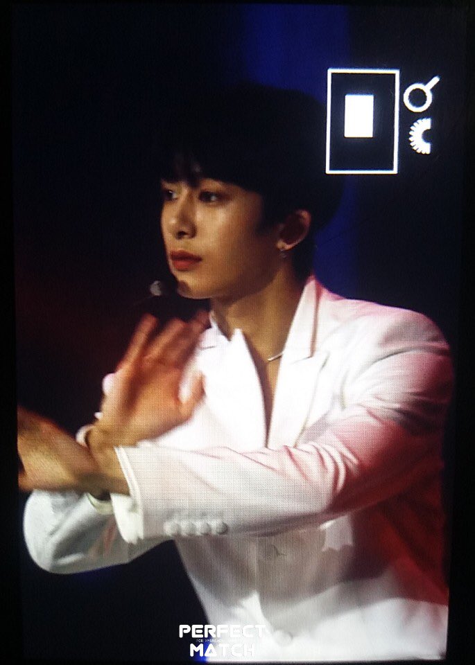 PerfectMatch94's tweet image. 190223
#형원 #hyungwon
#MONSTA_X #몬스타엑스 #Alligator #PlayItCool @OfficialMonstaX