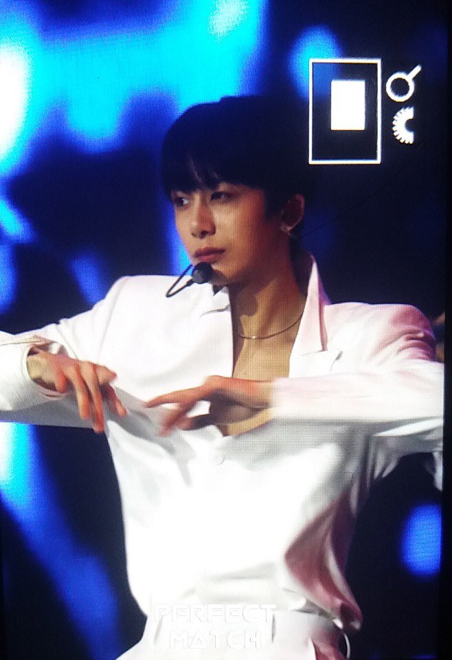 PerfectMatch94's tweet image. 190223
#형원 #hyungwon
#MONSTA_X #몬스타엑스 #Alligator #PlayItCool @OfficialMonstaX