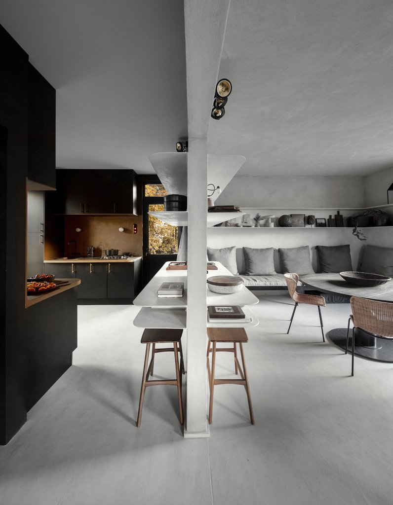 ORPIFOURNY's tweet photo. Aujourd'hui on visite un petit bijou d'architecture, épuré et monochrome 🌪 #Design https://t.co/NdYPIj6k9m https://t.co/565igxh8YH