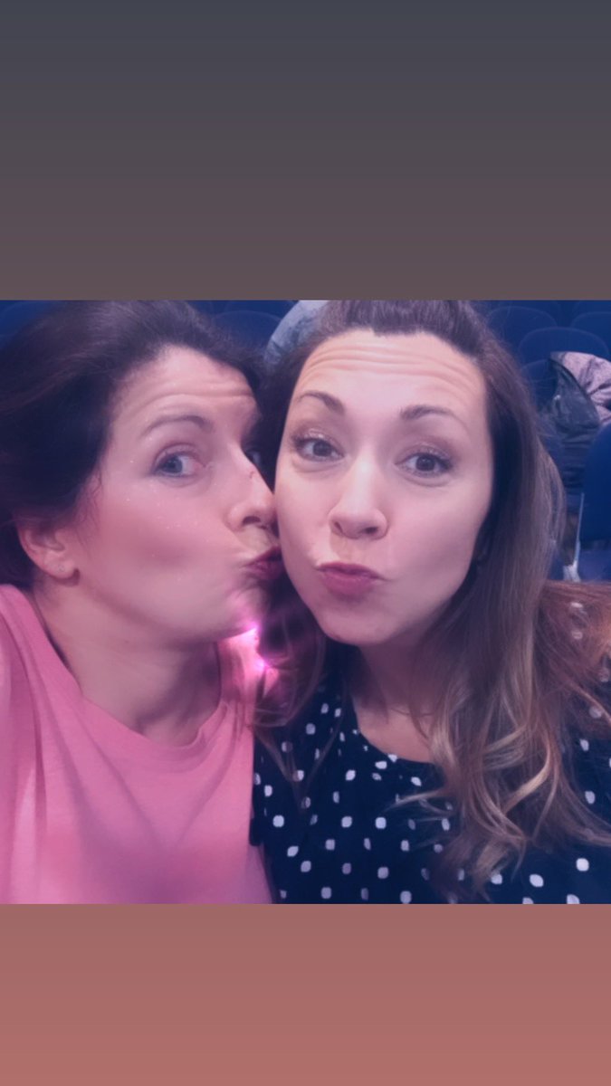 AnnaPrinceva's tweet photo. 💕Tonight we’re all together again for our beloved #LOHENGRIN 
❤️Love you guys 🍀
.
.
.
#annaprinceva #sopranostories #happysoprano #operainsideout #colelagues #inlove #wagner #elsa @theaterbonn @mirkomirkowski @carmilja #opera #operasinger #singerlife #lovemylife #backstage https://t.co/Odmq8DH6uf