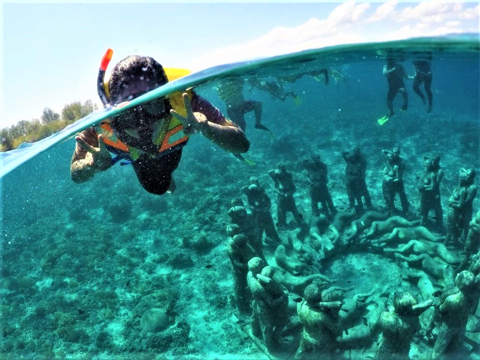 Lombokexciting's tweet photo. Exciting its in gili's island
#lifeisgood
#lombokexcitingtours
#glassbottomboat https://t.co/OT2NaiPwa5