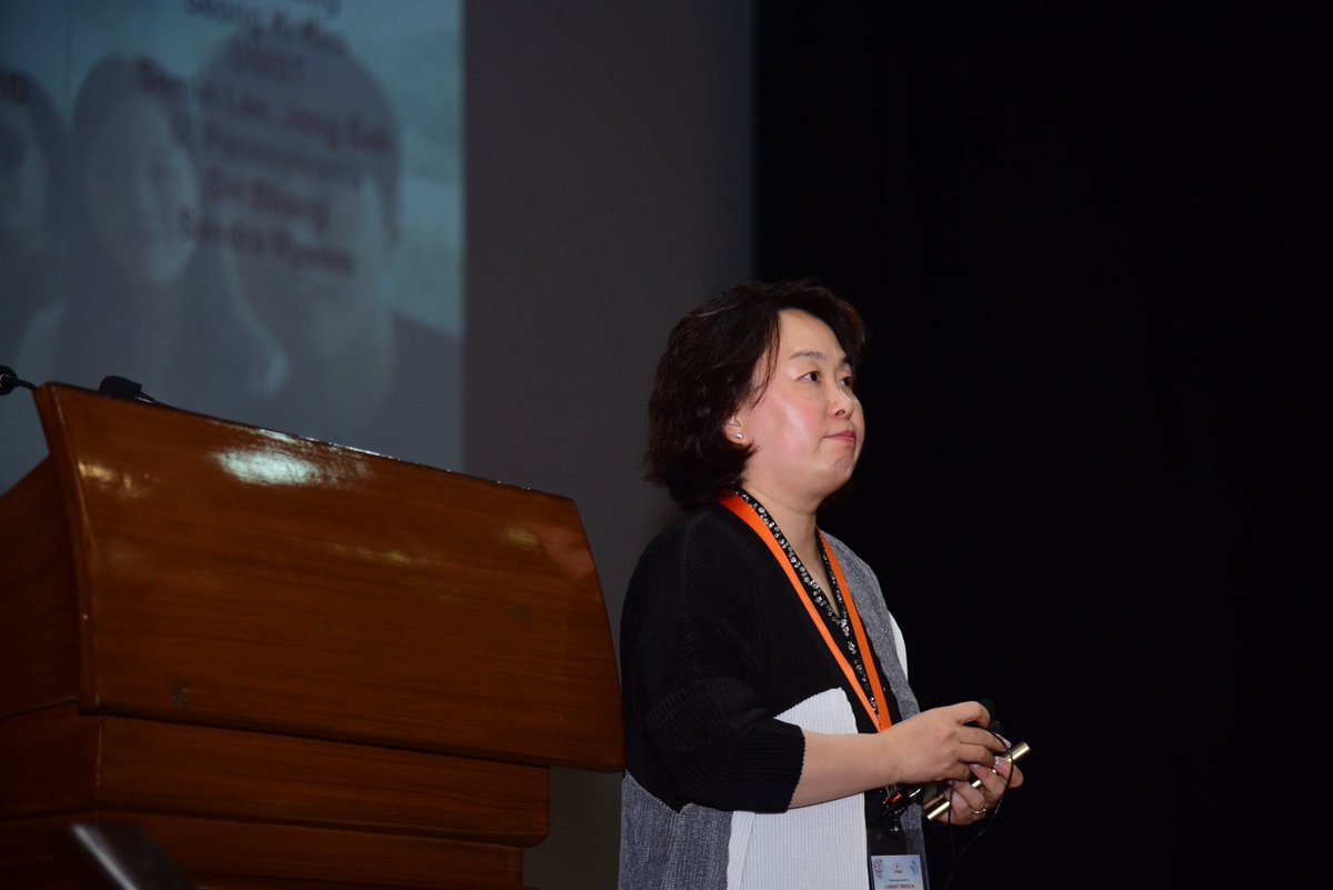 CSIR_CDRI's tweet photo. #DrHyunsookLee #SeoulNationalUniversity  #SouthKorea in #CTDDR2019 @CSIR_CDRI  @CSIR_IND @dgcsirIndia @drharshvardhan @IndiaDST @DBTIndia @ScienceNews @BBCScienceNews @PrinSciAdvGoI @moayush @MoHFW_INDIA @ICMRDELHI @VigyanPrasar @PTI_News @PIB_India @DDNewsLive @indianscinews https://t.co/5jkzshvnmS